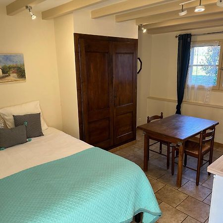 Chambres d'hôtes du puy d'anché Sauzé-Vaussais Extérieur photo