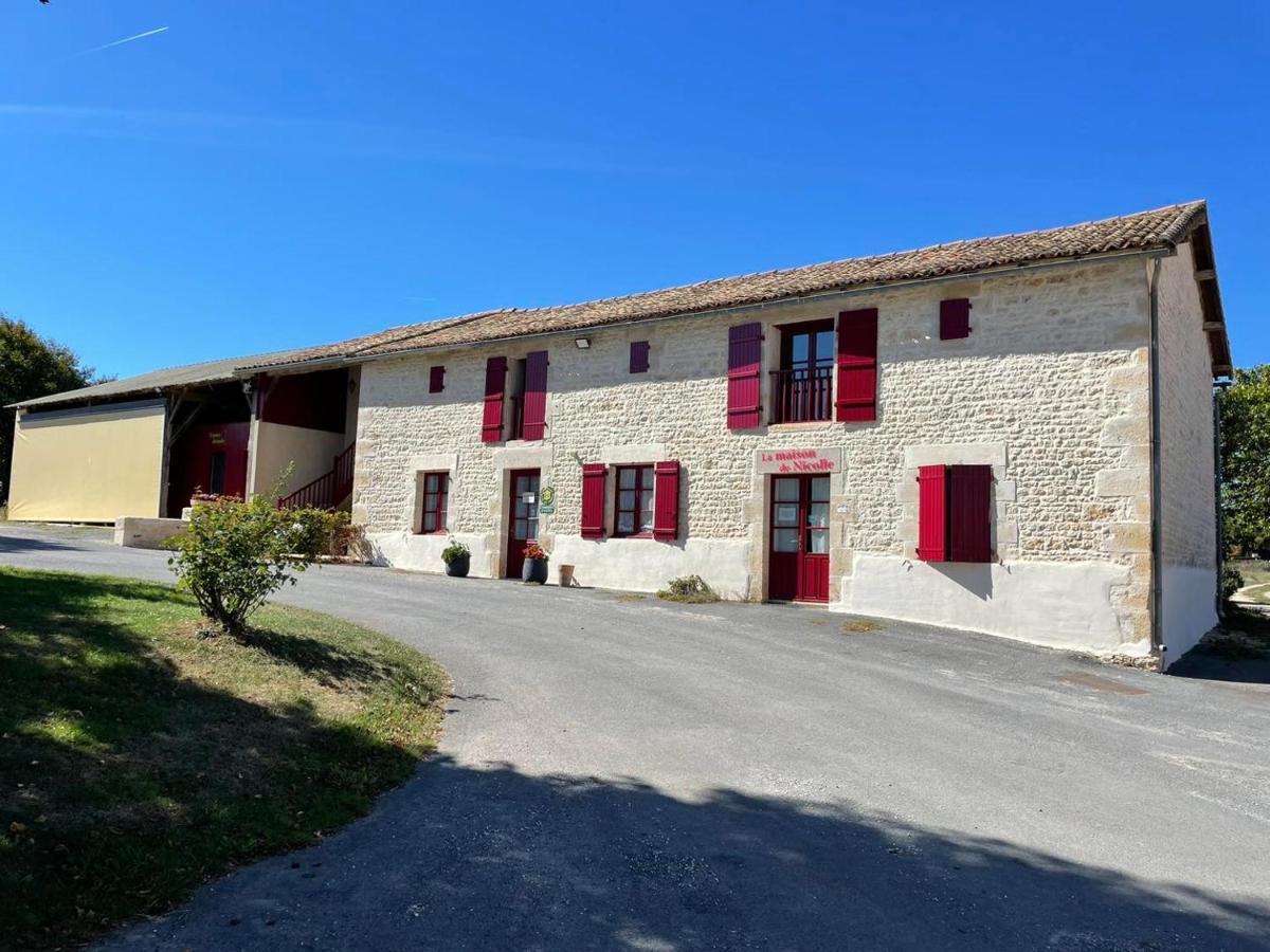 Chambres d'hôtes du puy d'anché Sauzé-Vaussais Extérieur photo